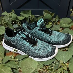 Champion C9 Black and Teal Knit Sneakers 7.5